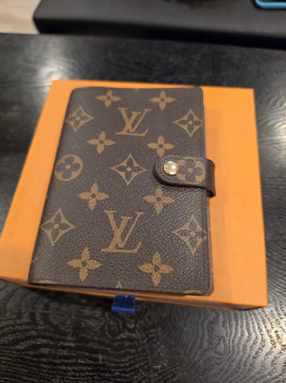 Louis Vuitton Small Ring Planner